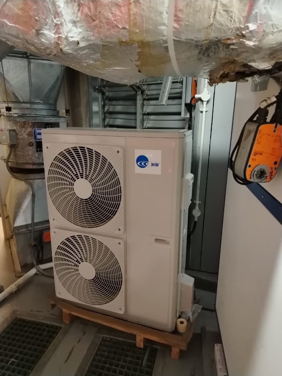 Jet-Air fancoil unit in commercial plant room by Mshisa Airconditioning